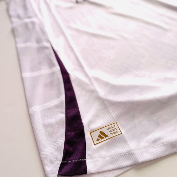 REAL MADRID “SPECIAL”EDITION JERSEY - Picture 2 of 6